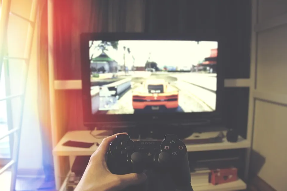 playing video games during lockdown